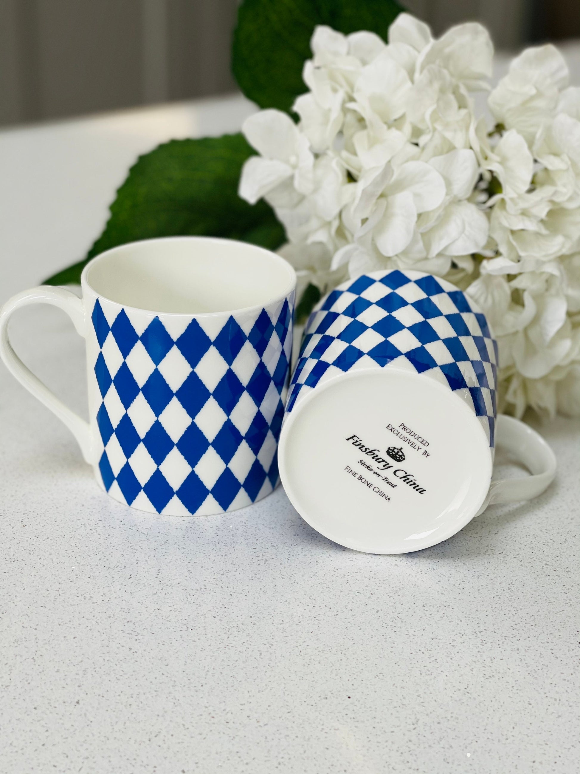 Set of 6 Fine Bone China Harlequin Wraparound Design Mugs In Blue