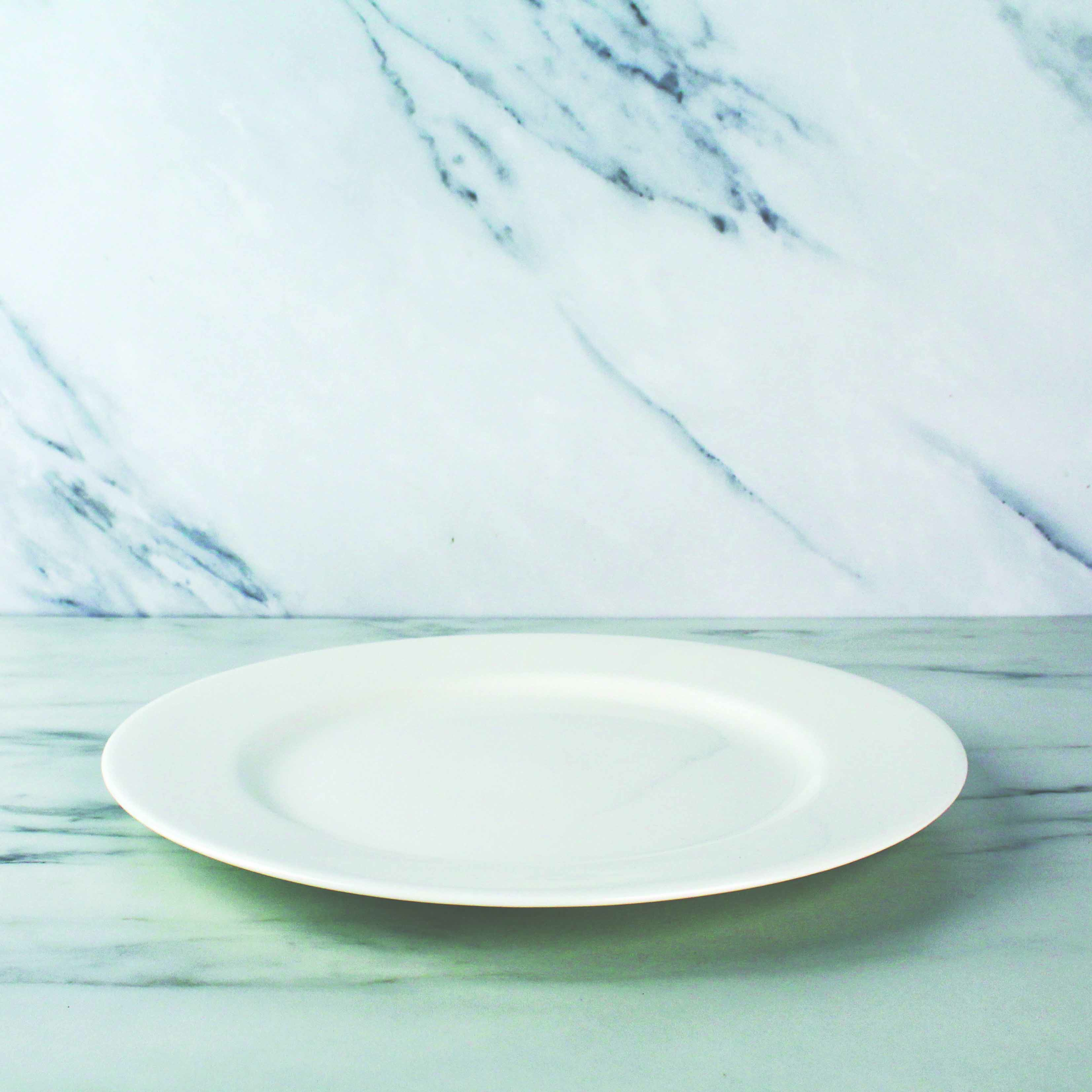 Rimmed Plate