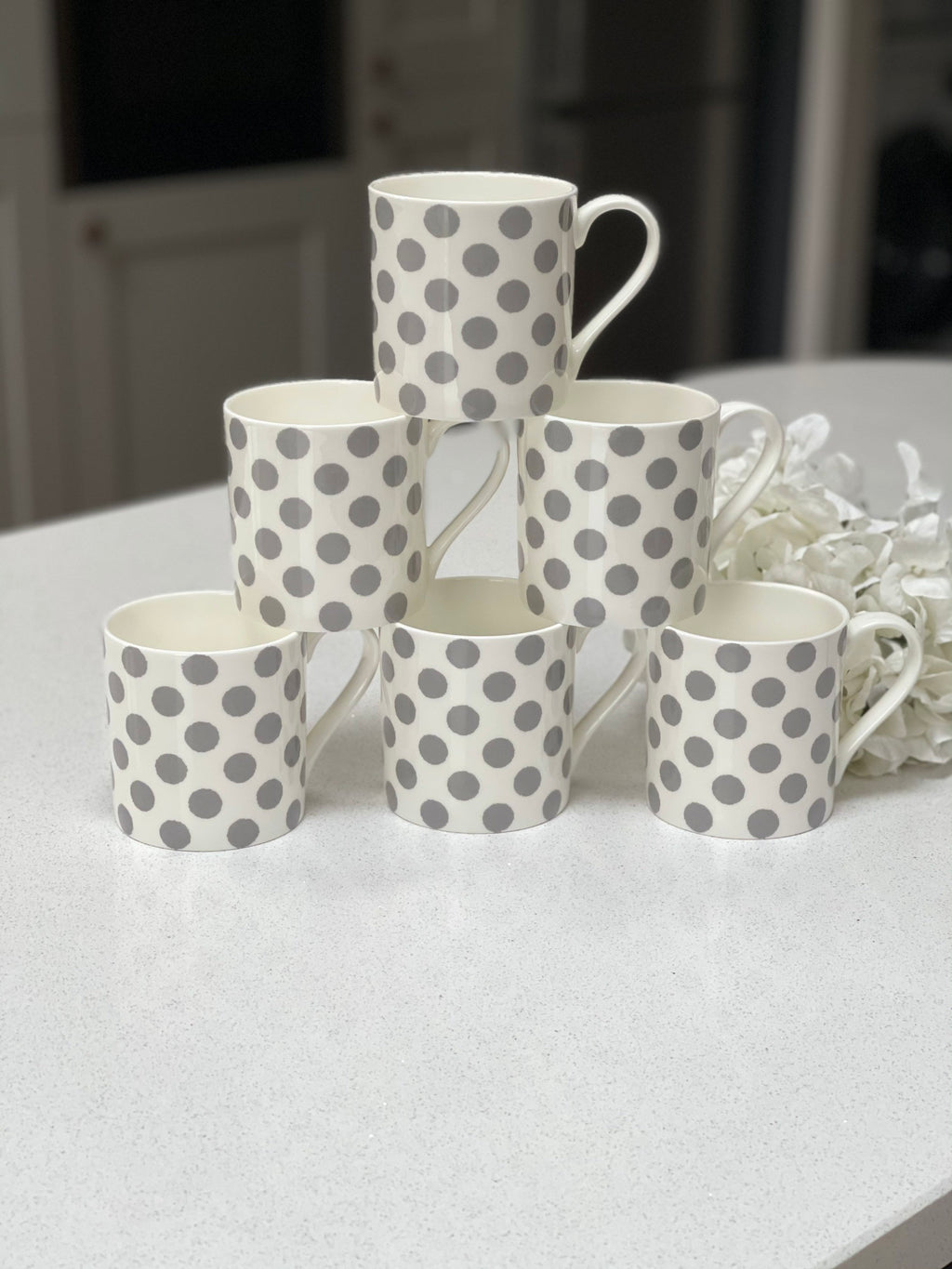 Set of 6 Fine Bone China 12oz Grey Spot Mugs