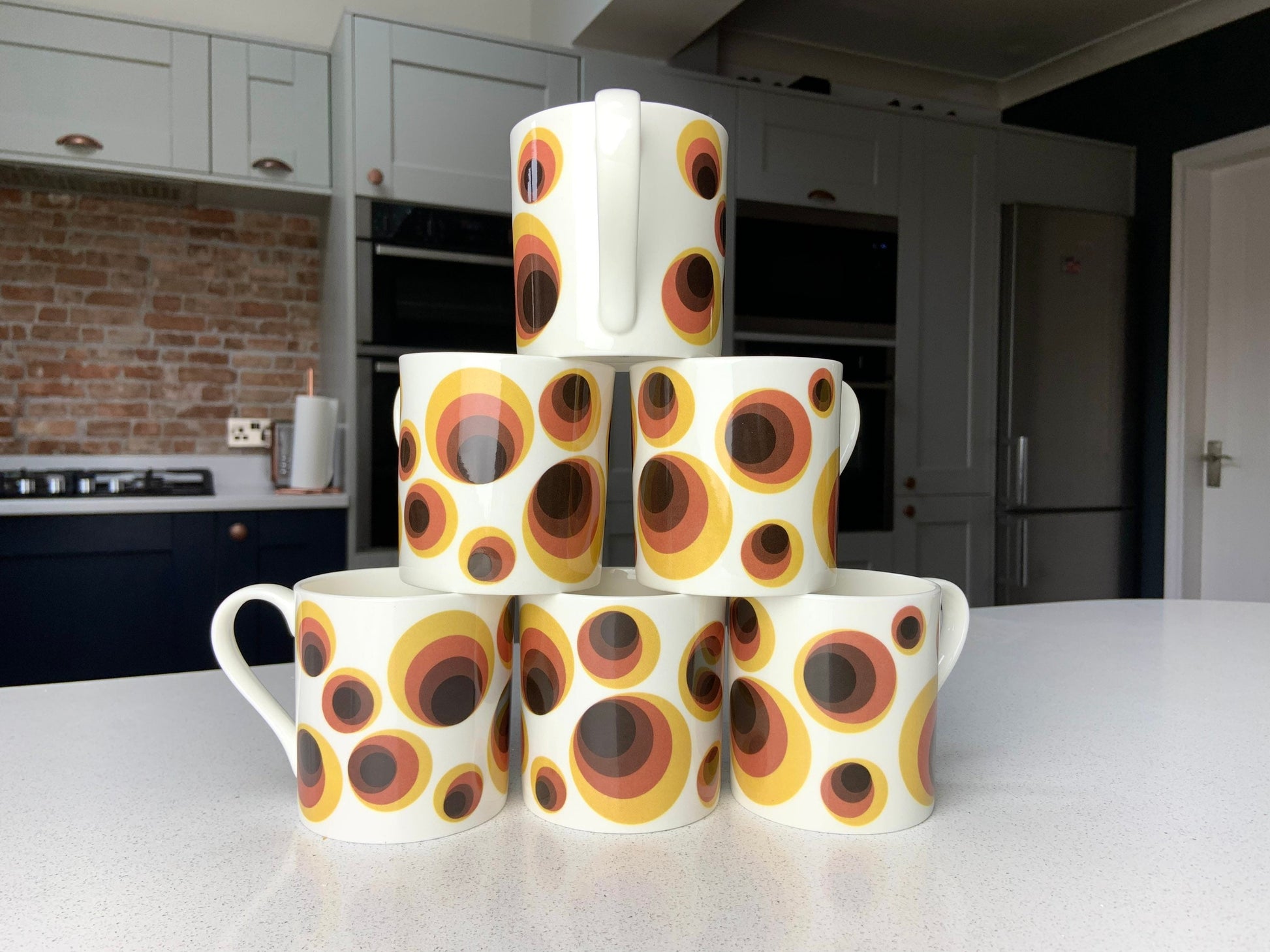 Set of 6 Fine Bone China 12oz Brown, Orange and Yellow 60s inspired Mug Set