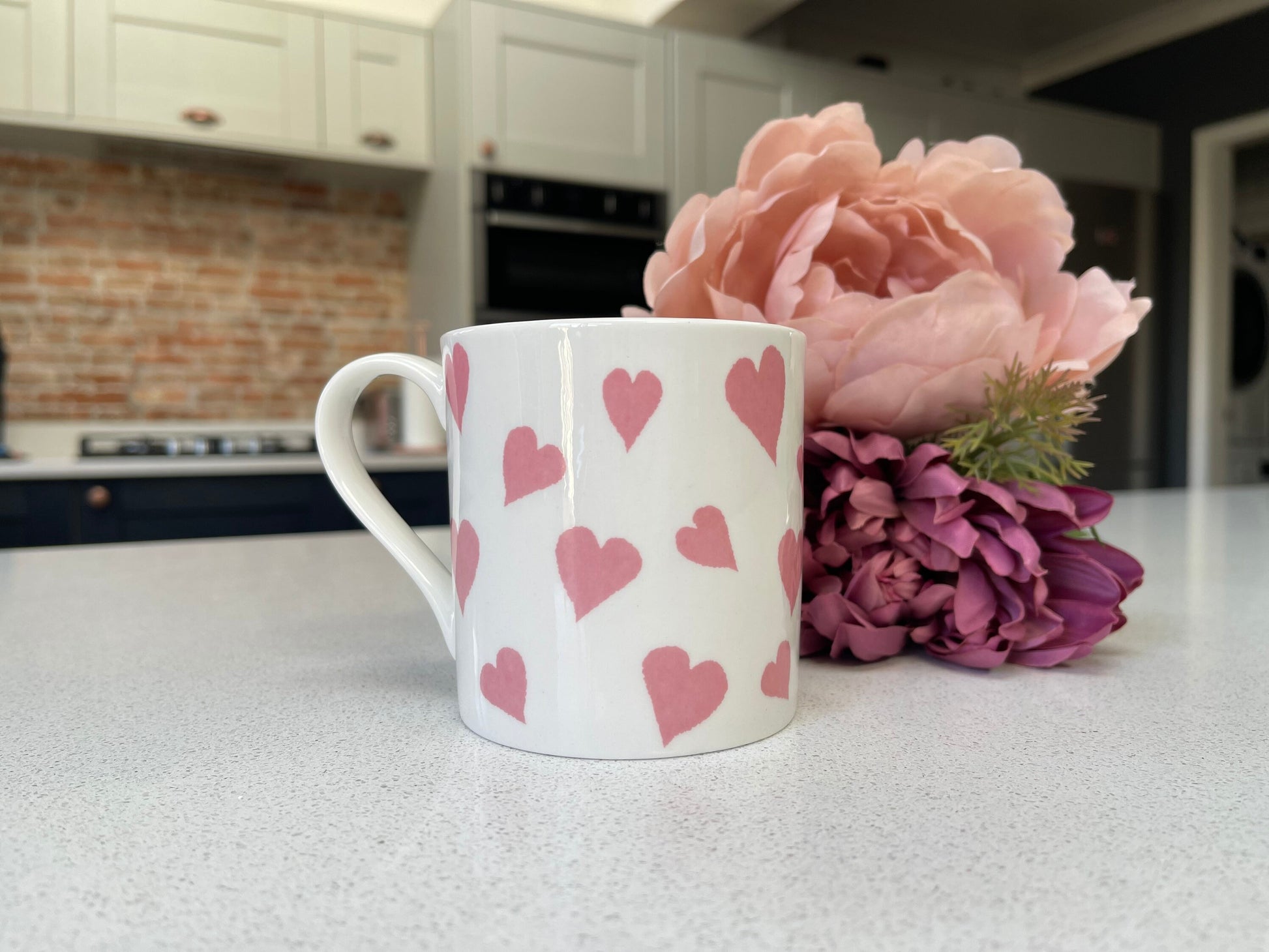 Set of 6 Fine Bone China Pink Hearts Mug Set