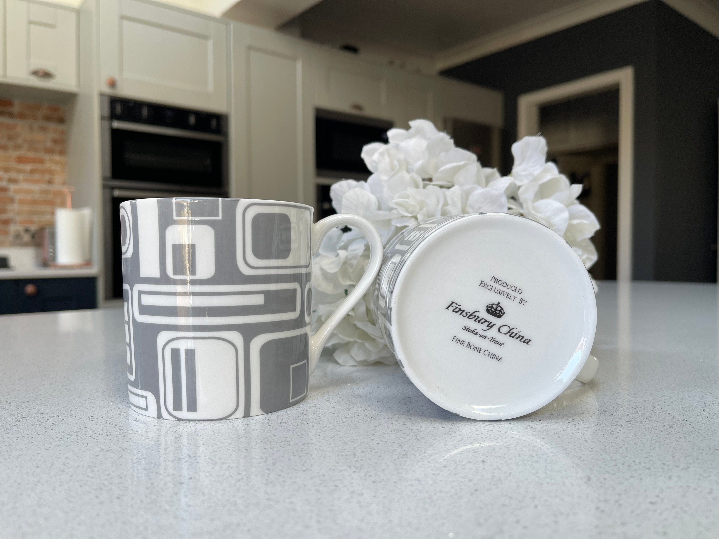 "Grey 60's Inspired Retro Design" 12oz Fine Bone China Mug