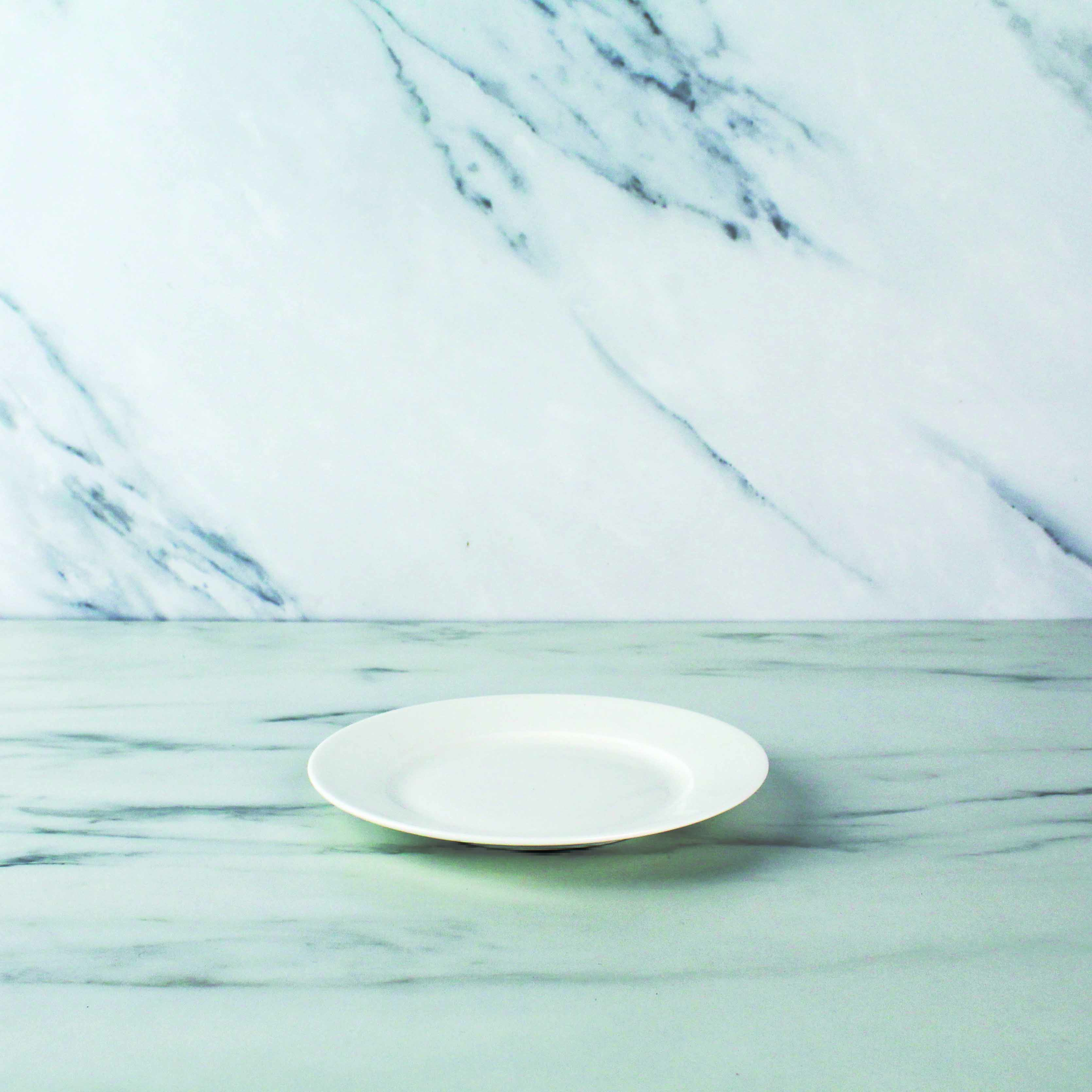 Rimmed Plate
