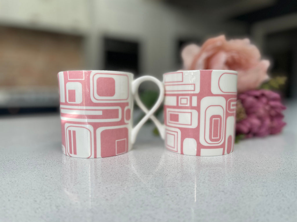 Set of 6 Fine Bone China 12oz retro pink and white mugs