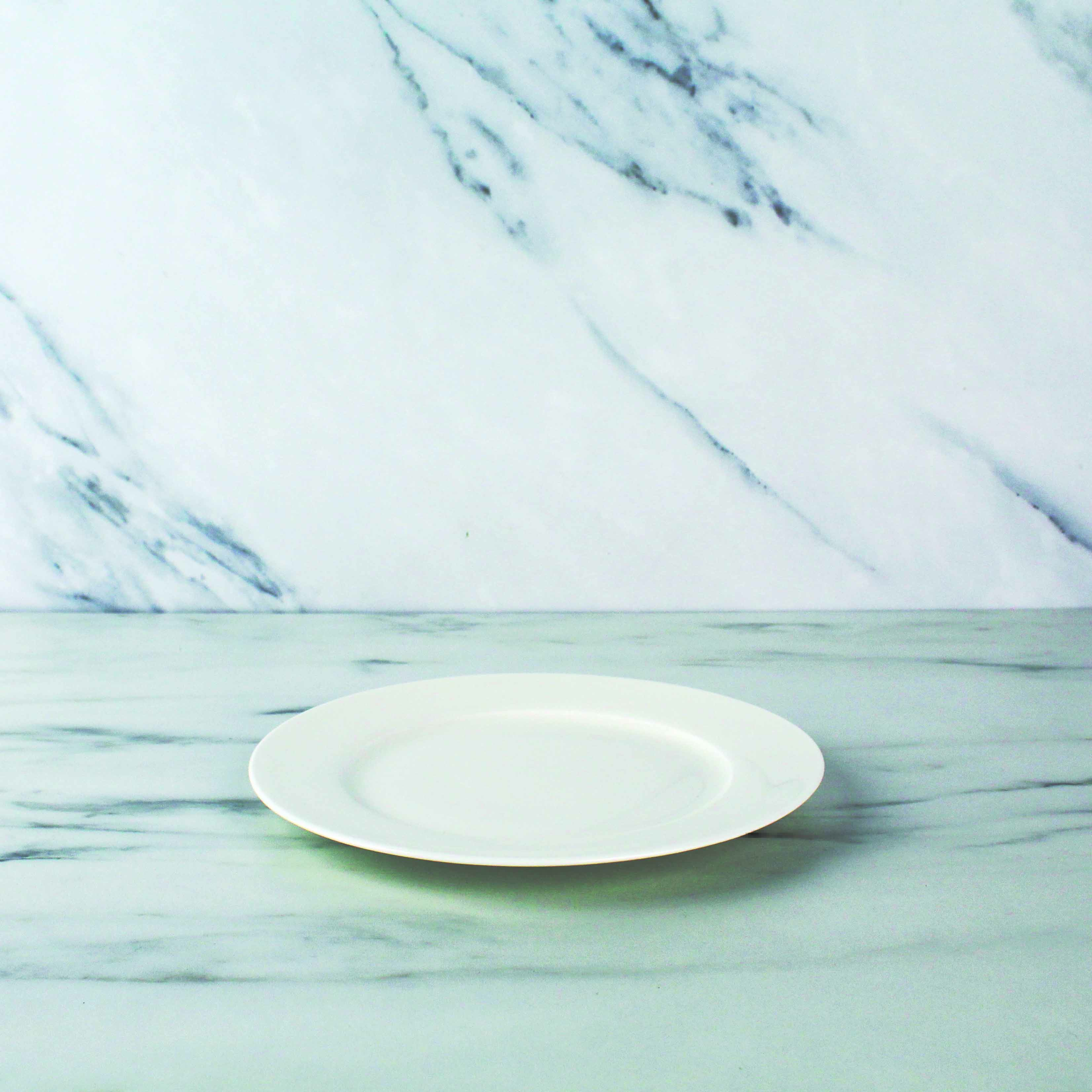 Rimmed Plate