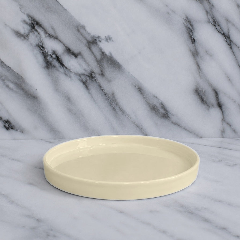 8" Creamware Plate