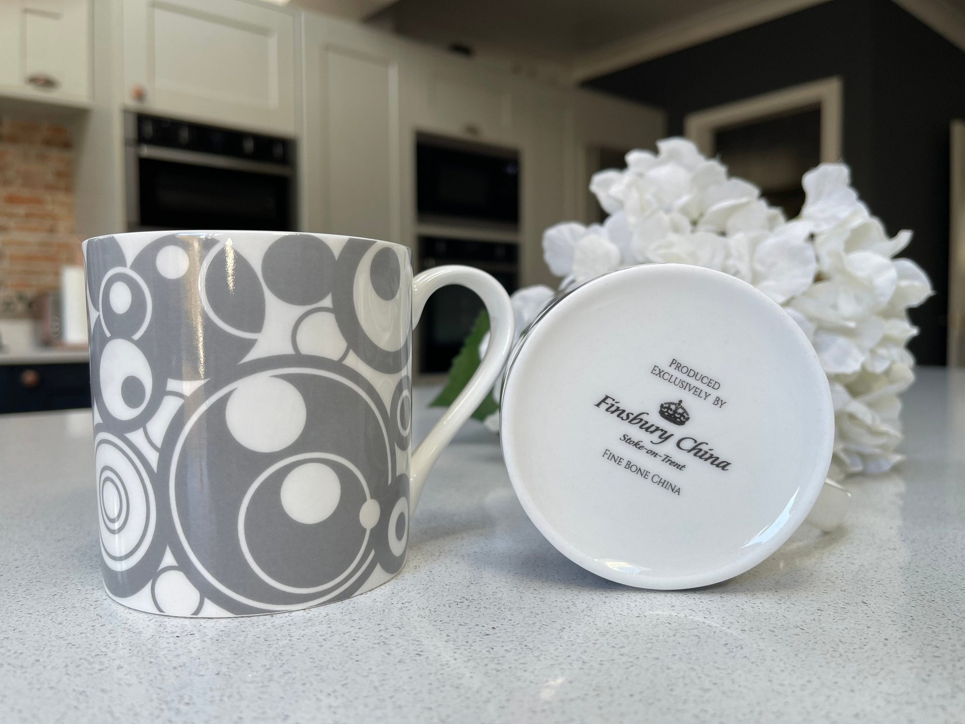 Set of 6 12oz Fine Bone China Grey Circles Mug Set