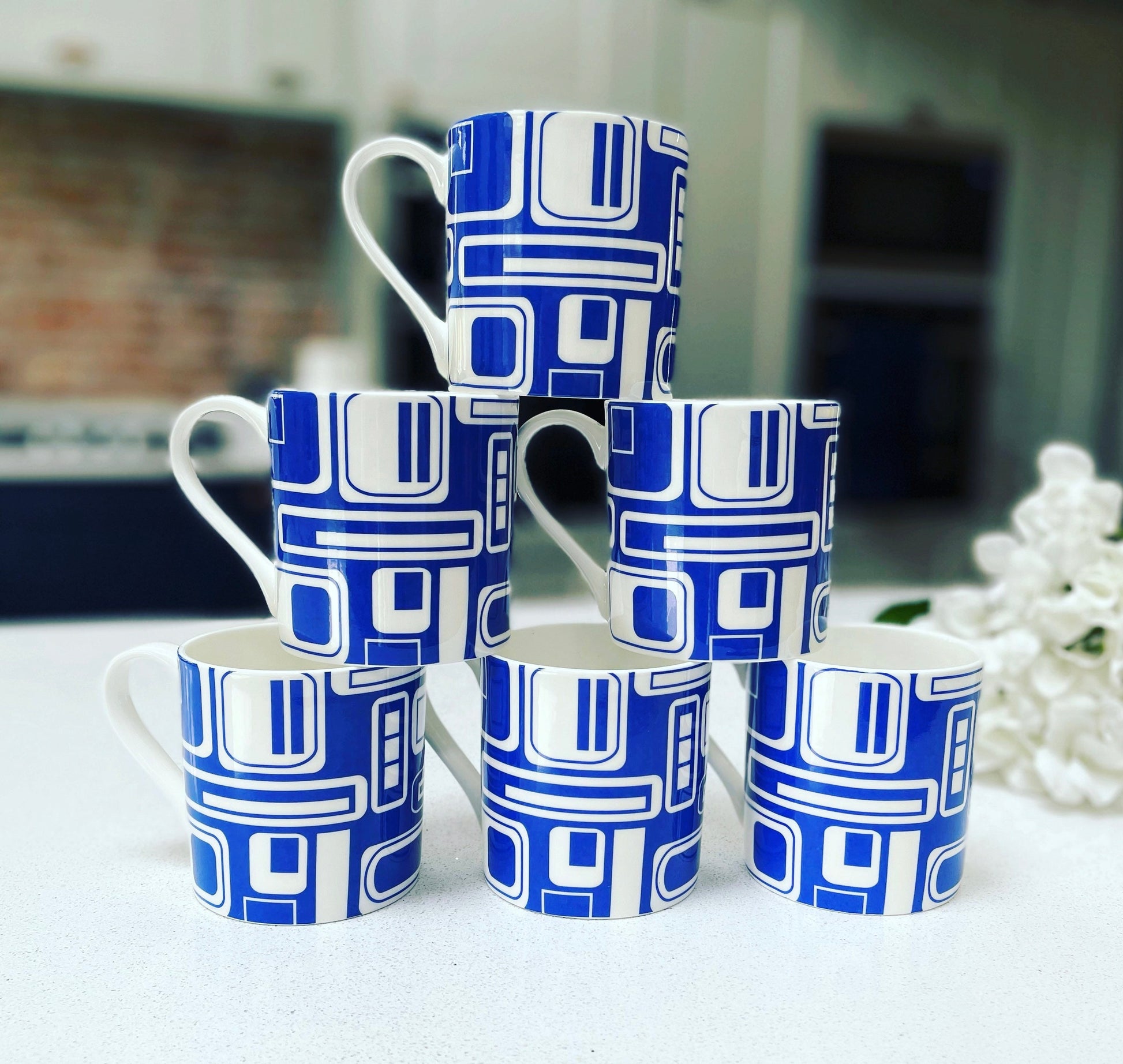 Set of 6 12oz Fine Bone China 60’s inspired retro design mugs