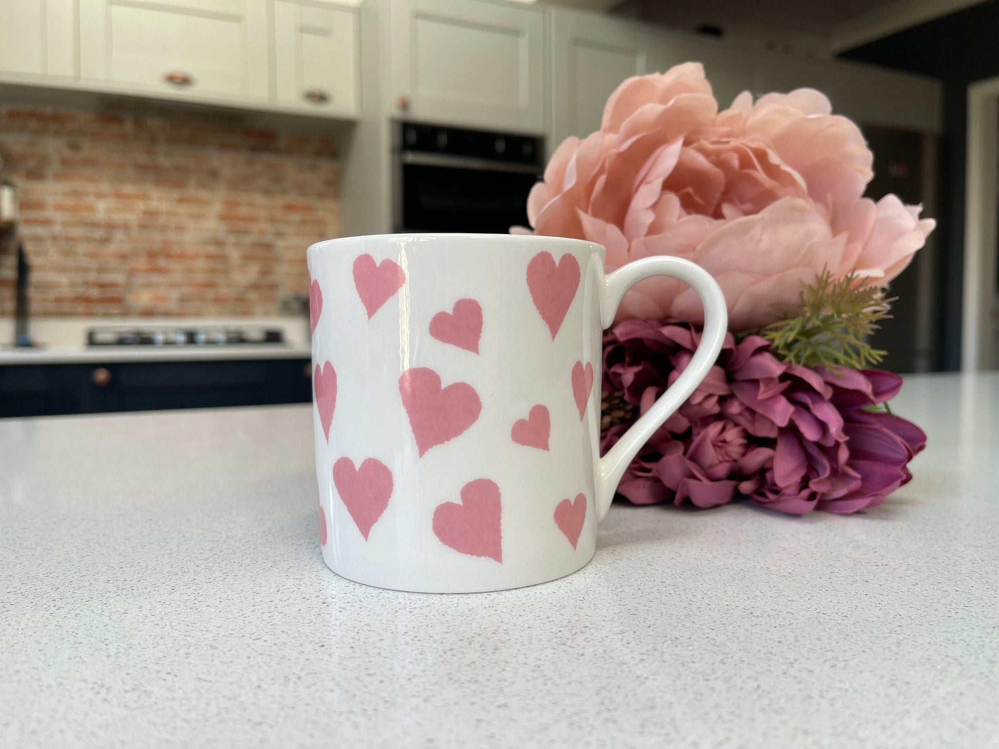 Set of 6 Fine Bone China Pink Hearts Mug Set