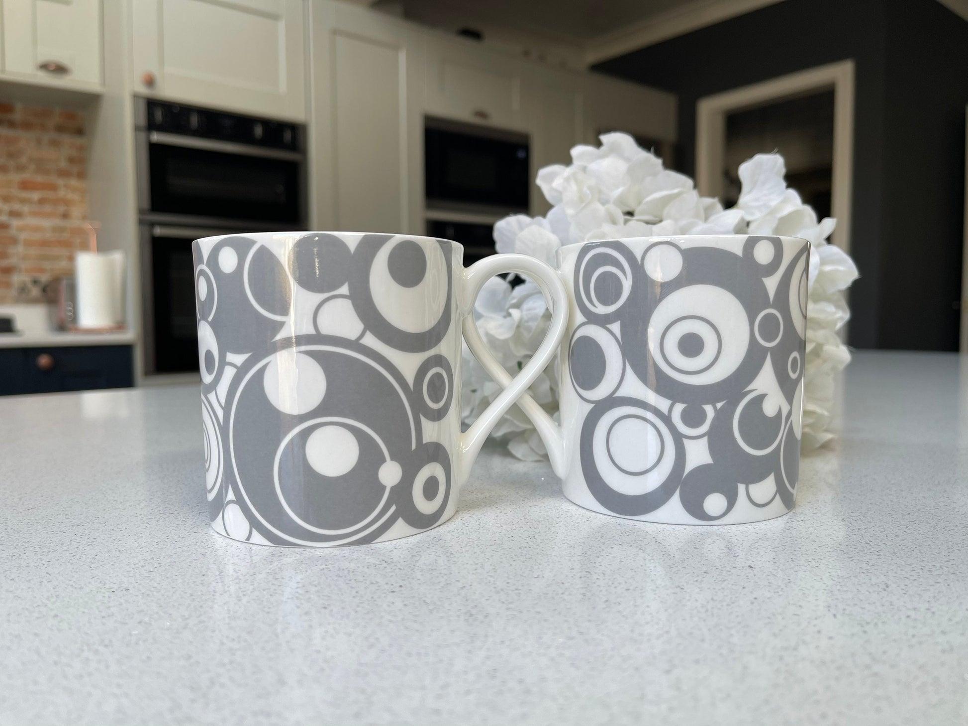 Set of 6 12oz Fine Bone China Grey Circles Mug Set
