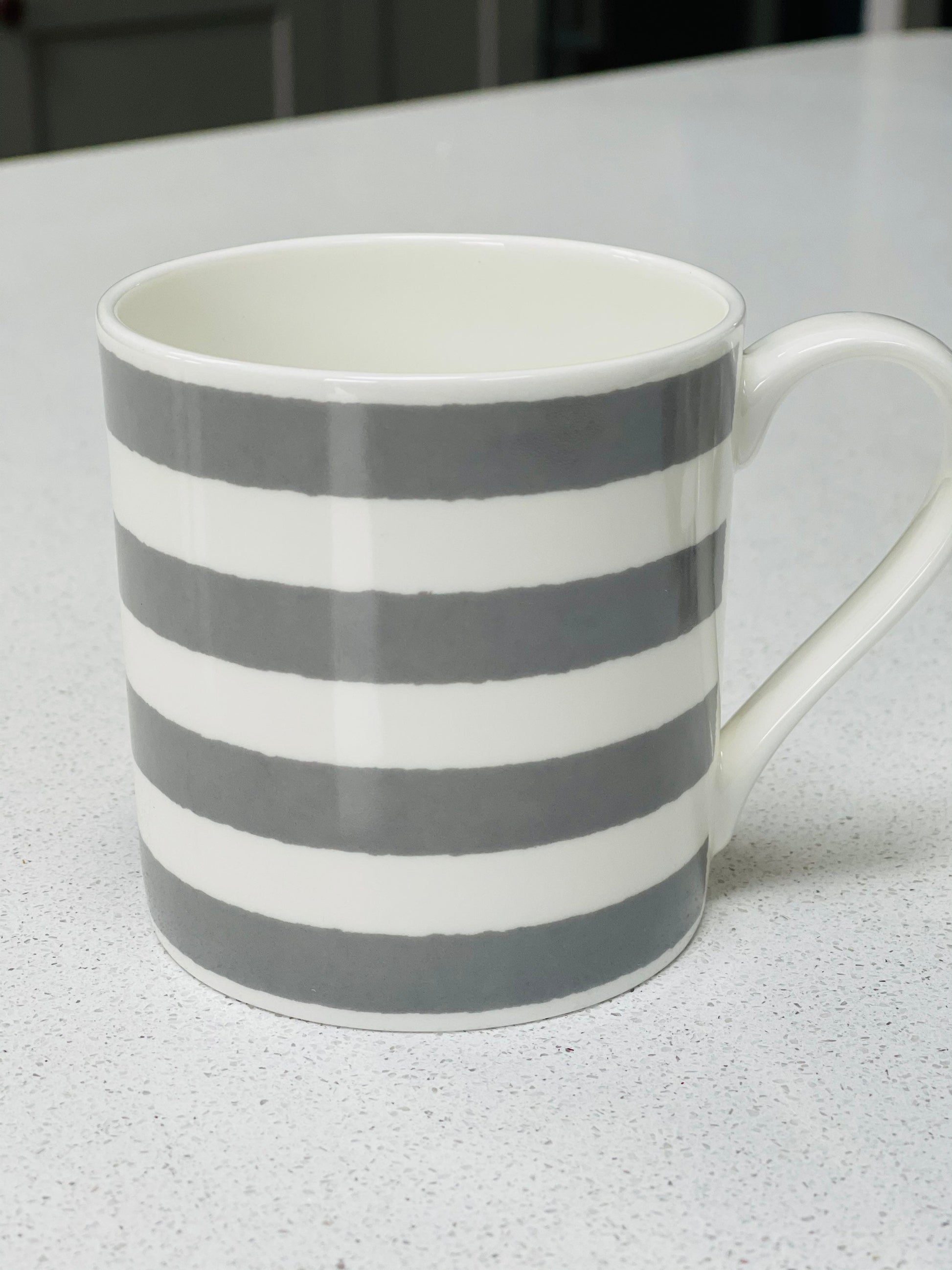 Grey Stripe set of 6 - 12oz Fine Bone China Mugs